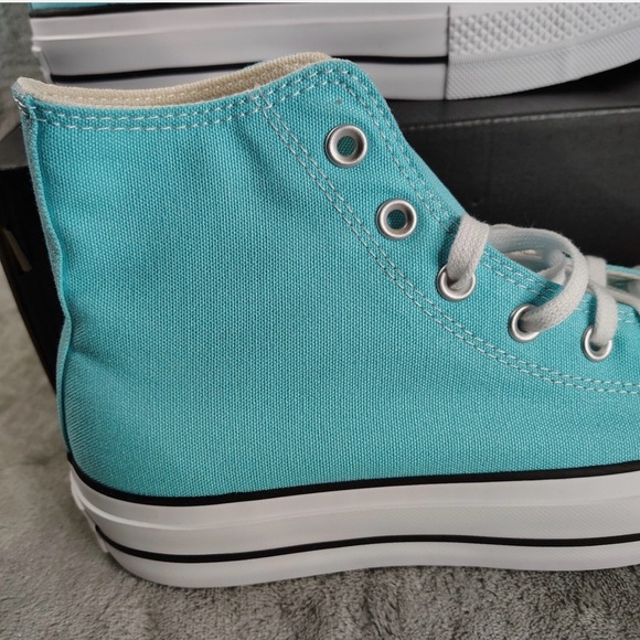 Converse Chuck Taylor Platform High Triple Cyan Men's Size 9 / Women's Size 11 - Picture 2 of 8